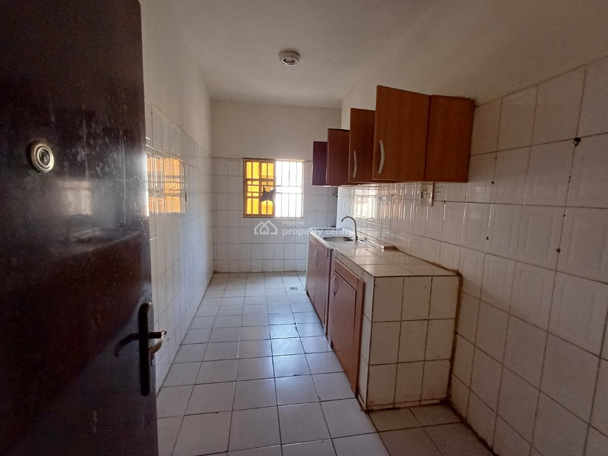 3 Bedroom Flat on The First Floor, Mabushi, Abuja, Flat / Apartment for Rent