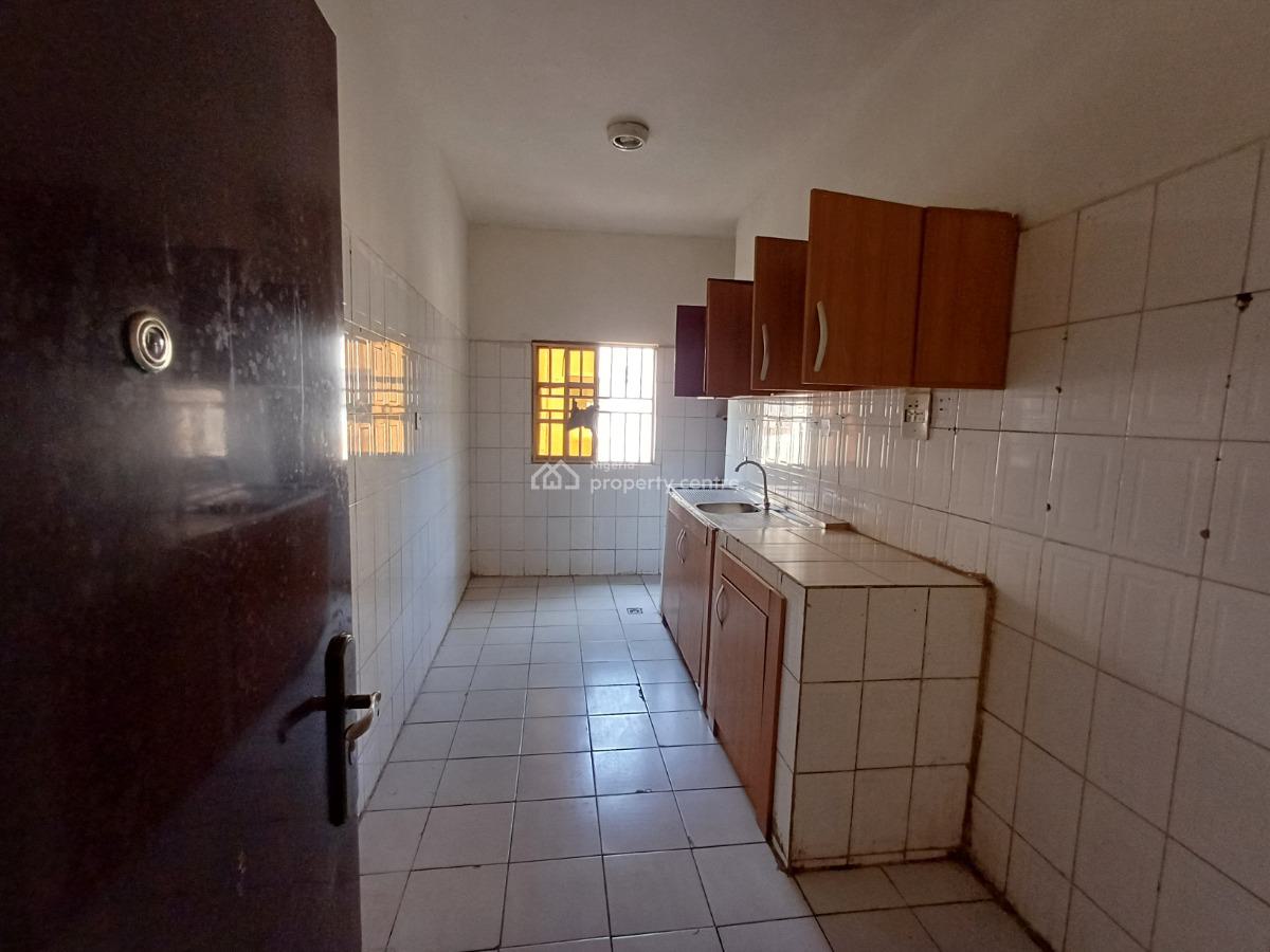 3 Bedroom Flat on The First Floor, Mabushi, Abuja, Flat / Apartment for Rent