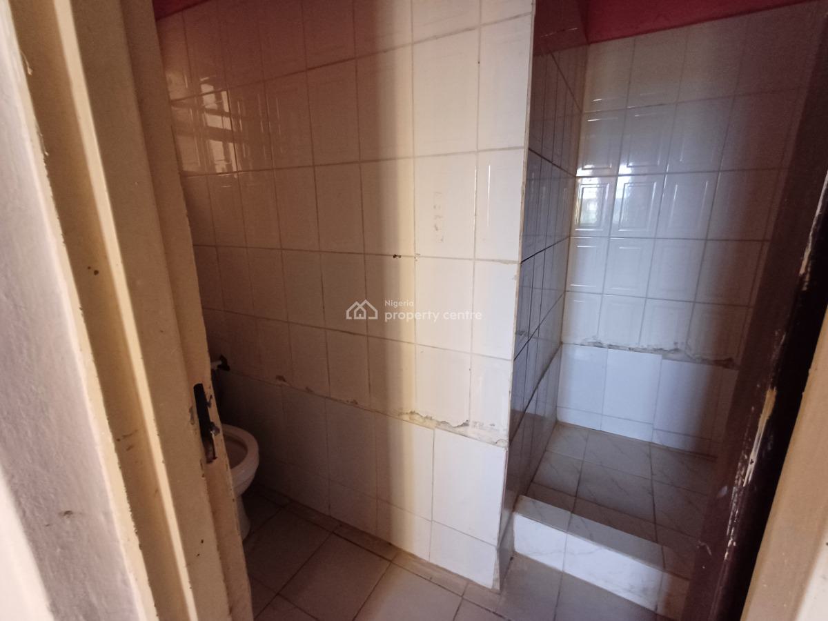 3 Bedroom Flat on The First Floor, Mabushi, Abuja, Flat / Apartment for Rent