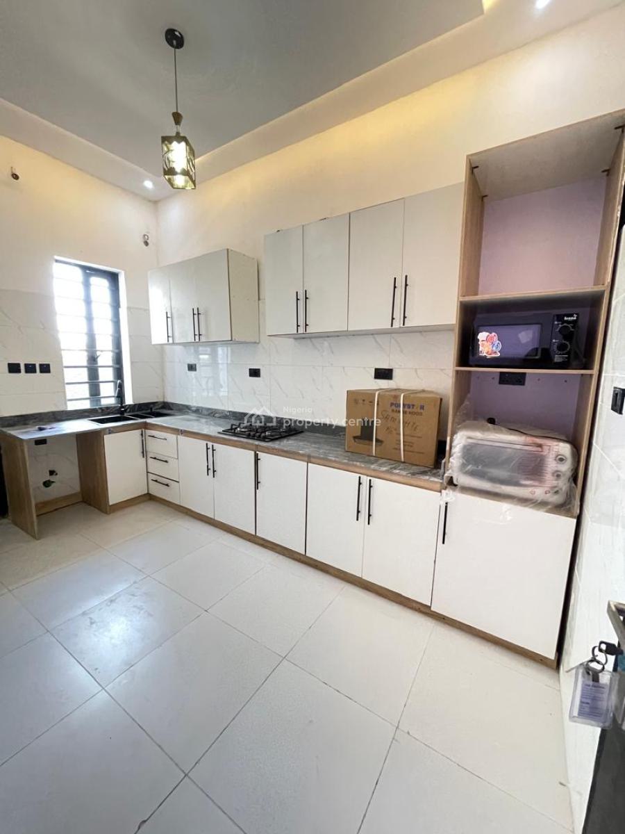 This Lovely 3 Bedroom Terrace Duplex with a Bq, Ajah, Ajah, Lagos, Terraced Duplex for Sale