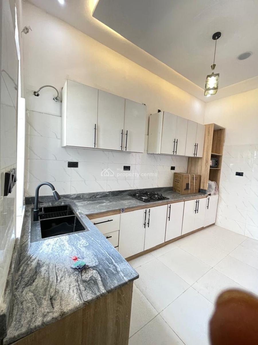 This Lovely 3 Bedroom Terrace Duplex with a Bq, Ajah, Ajah, Lagos, Terraced Duplex for Sale
