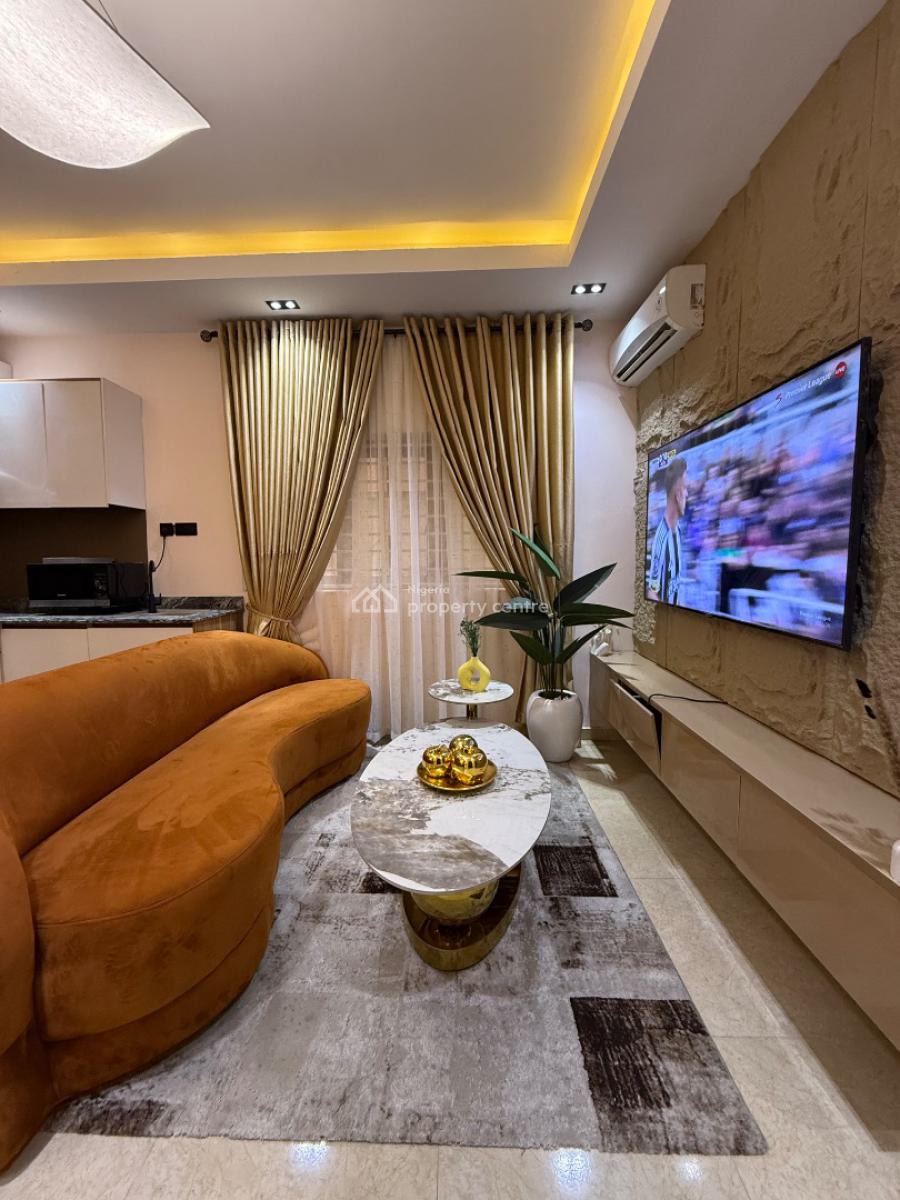 Luxury New One Bedroom with Excellent Features, Lekki Phase 1, Lekki, Lagos, Flat / Apartment Short Let