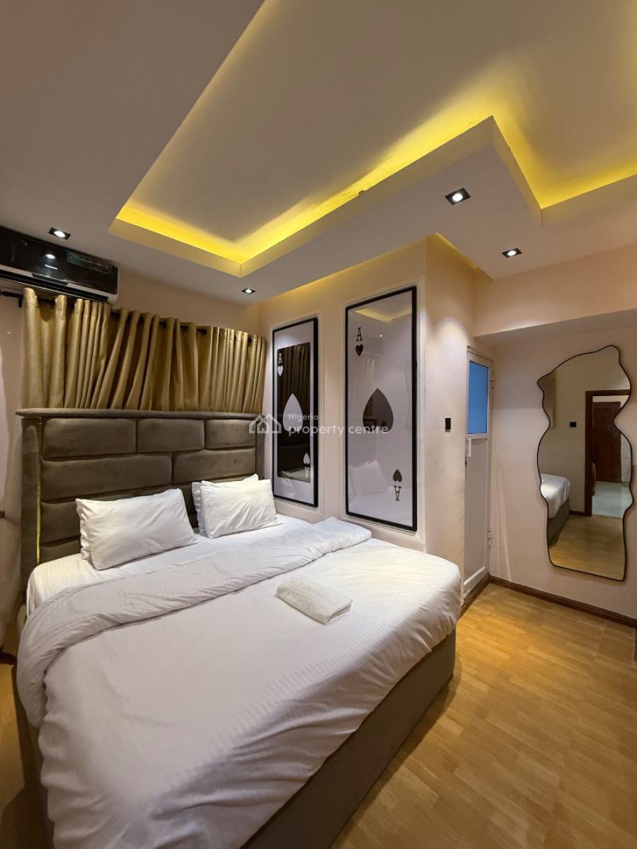 Luxury New One Bedroom with Excellent Features, Lekki Phase 1, Lekki, Lagos, Flat / Apartment Short Let