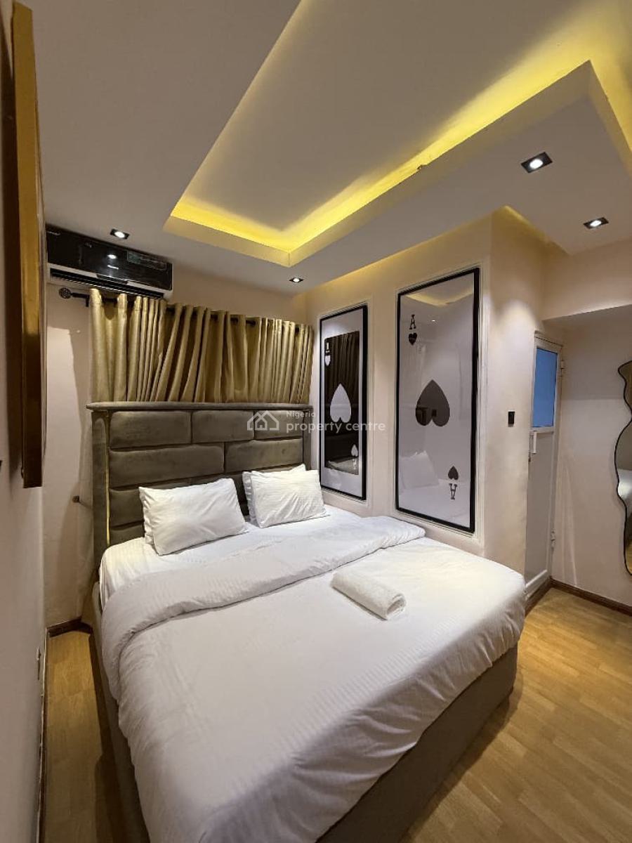 Luxury New One Bedroom with Excellent Features, Lekki Phase 1, Lekki, Lagos, Flat / Apartment Short Let