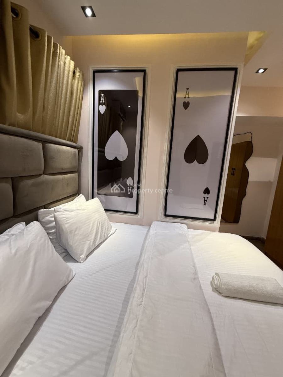 Luxury New One Bedroom with Excellent Features, Lekki Phase 1, Lekki, Lagos, Flat / Apartment Short Let