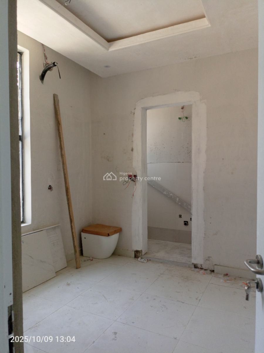 2 Bedroom Modern Terrace Duplex, Off Freedom Way, Lekki Phase 1, Lekki, Lagos, Terraced Duplex for Sale
