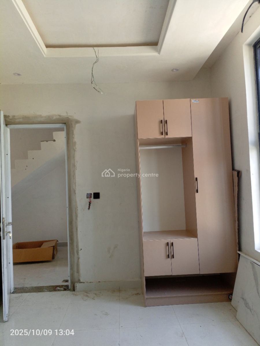 2 Bedroom Modern Terrace Duplex, Off Freedom Way, Lekki Phase 1, Lekki, Lagos, Terraced Duplex for Sale