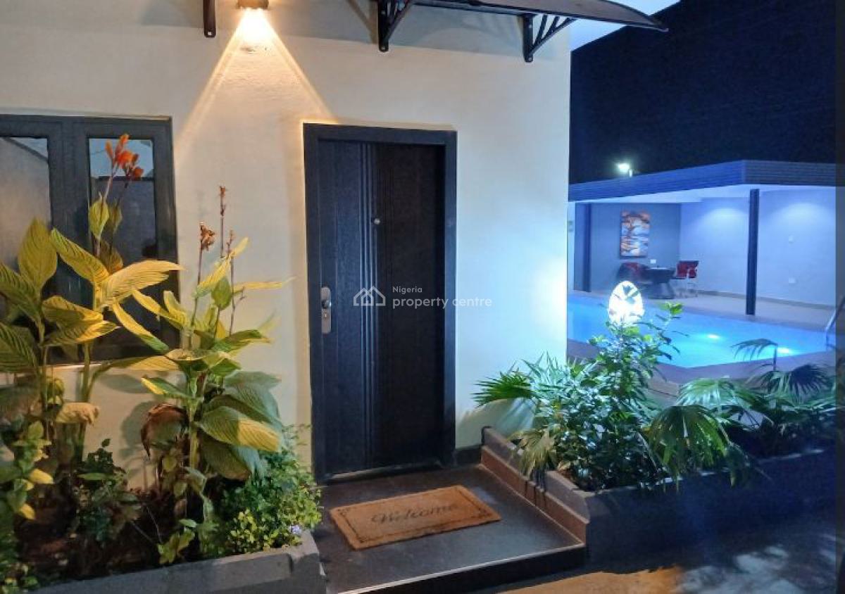 Enchanting 2 Bedroom Home with Pool, Ikeja, Lagos, Detached Bungalow Short Let