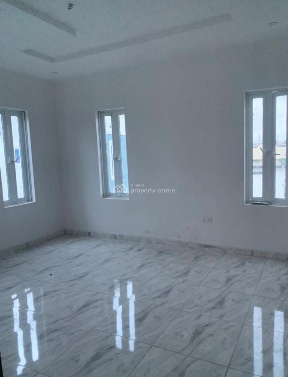 4bedroom Semi Detached Duplex at Arowojobe Estate, Maryland, Arowojobe Estate, Maryland, Lagos, Semi-detached Duplex for Rent