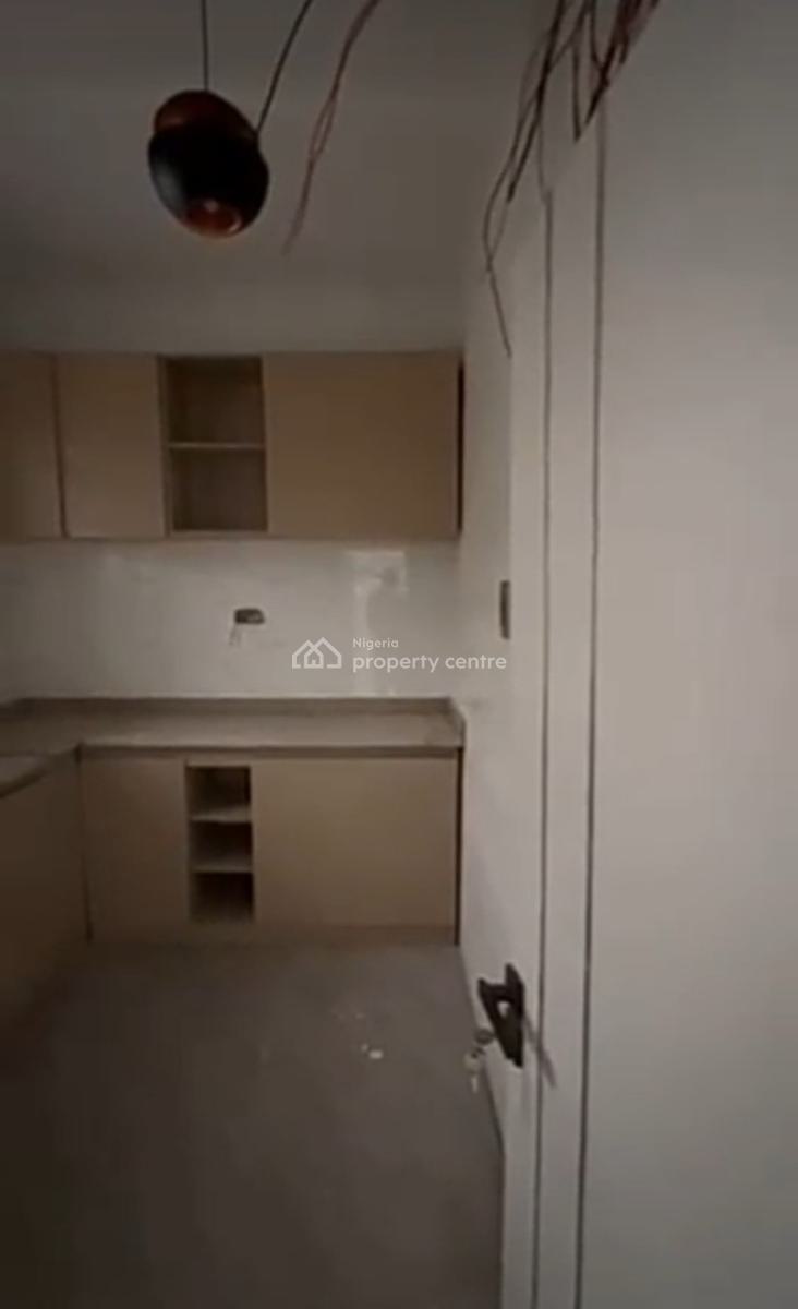 Newly Built & Spacious 2 Bedroom Apartment - Video Available, After Round About Orchid Road, Lekki, Lagos, Flat / Apartment for Rent