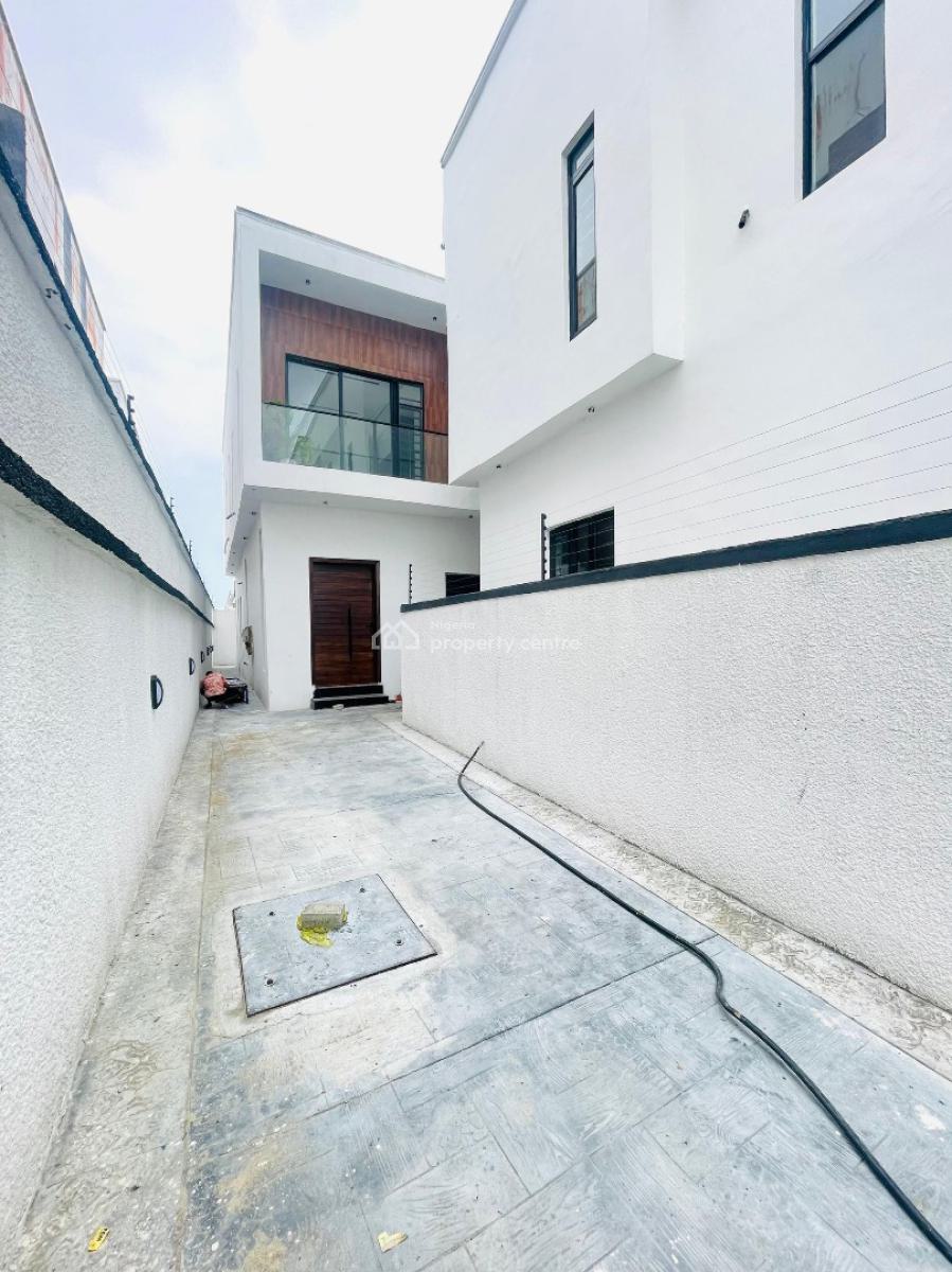 Exclusive 4 Bedroom Semi-detached Duplex with Bq, a Perfect Blend of Elegance, Comfort, and Location., Ajah, Lagos, Semi-detached Duplex for Sale