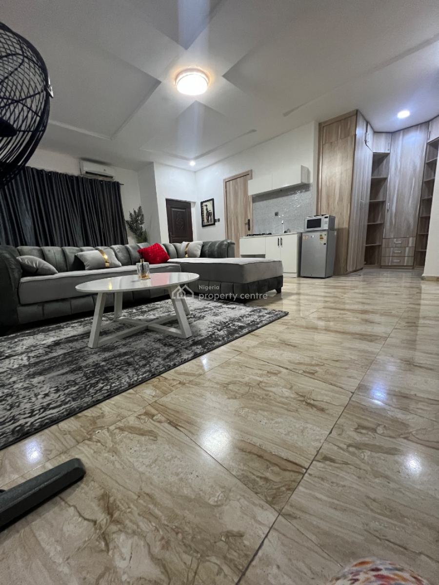 Stylish Furnished Masters Bedroom Fully Serviced Room, Royal Pine Estate Orchid Road, Lekki Phase 2, Lekki, Lagos, Self Contain (single Rooms) Short Let