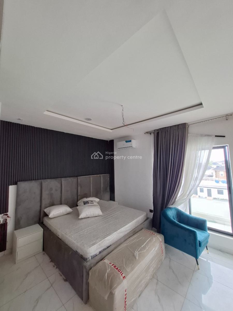 Exquisitely Built 2 Bedroom Apartment with Pool and Gym, Lekki, Lagos, Flat / Apartment for Sale
