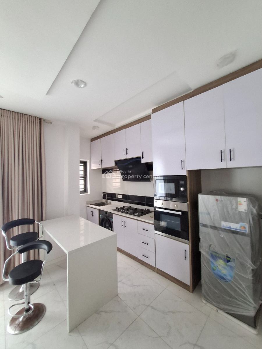 Exquisitely Built 2 Bedroom Apartment with Pool and Gym, Lekki, Lagos, Flat / Apartment for Sale