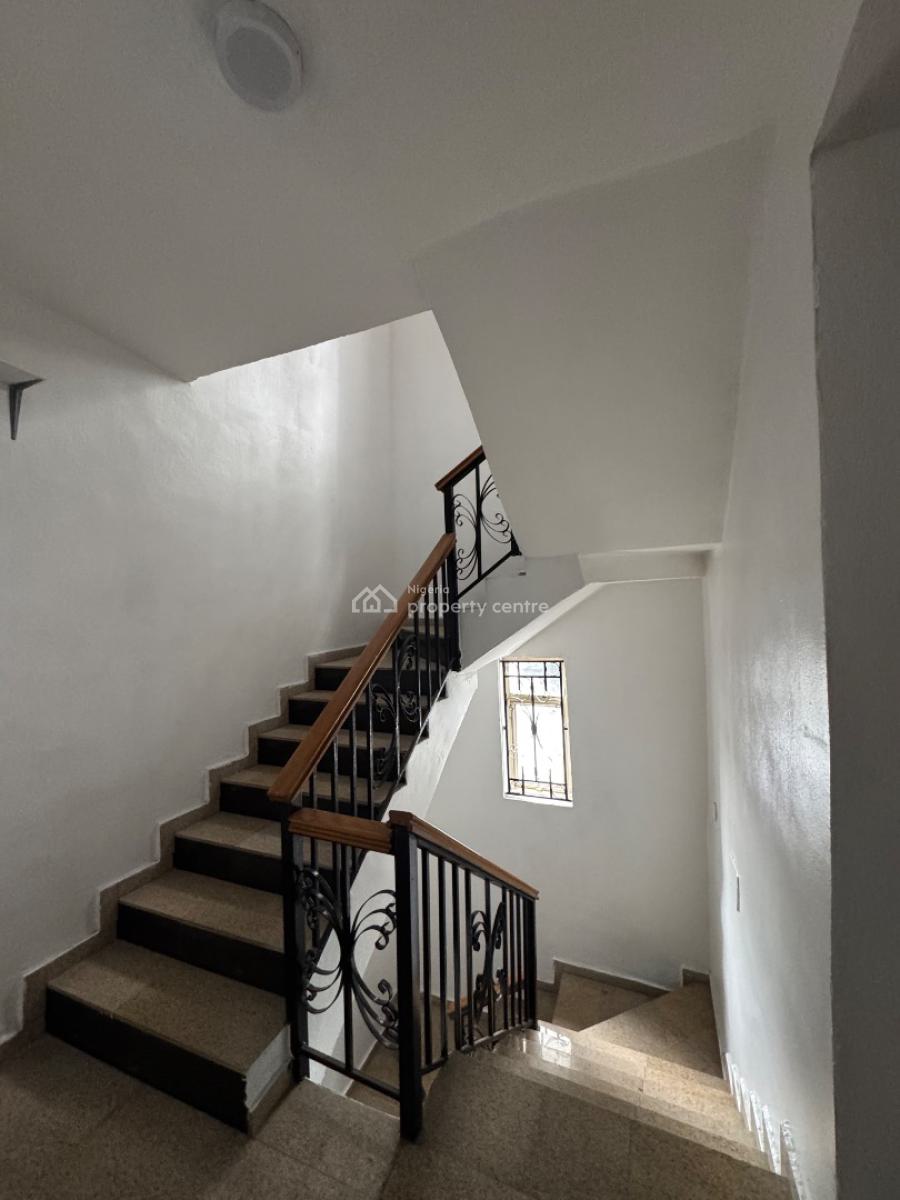 4 𝐁𝐄𝐃𝐑𝐎𝐎𝐌 𝐒𝐄𝐌𝐈 𝐃𝐄𝐓𝐀𝐂𝐇𝐄𝐃 𝐃𝐔𝐏𝐋𝐄𝐗, Ikoyi, Lagos, Ikoyi, Lagos, Semi-detached Duplex for Rent