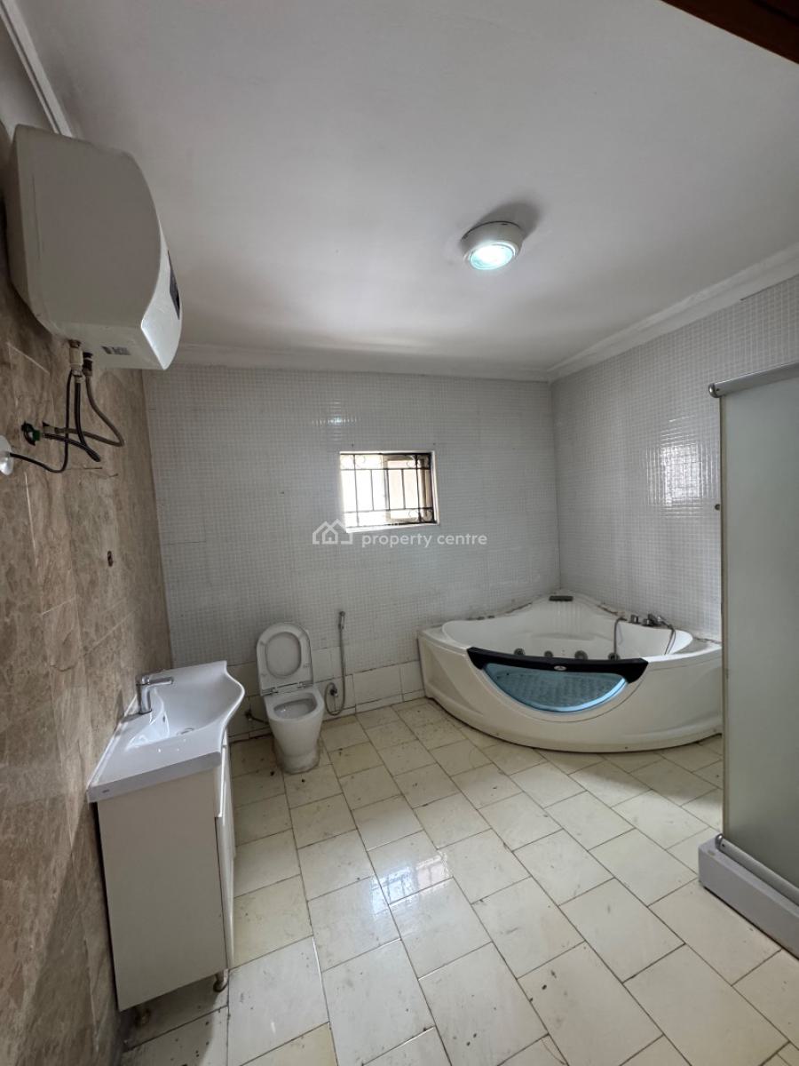 4 𝐁𝐄𝐃𝐑𝐎𝐎𝐌 𝐒𝐄𝐌𝐈 𝐃𝐄𝐓𝐀𝐂𝐇𝐄𝐃 𝐃𝐔𝐏𝐋𝐄𝐗, Ikoyi, Lagos, Ikoyi, Lagos, Semi-detached Duplex for Rent