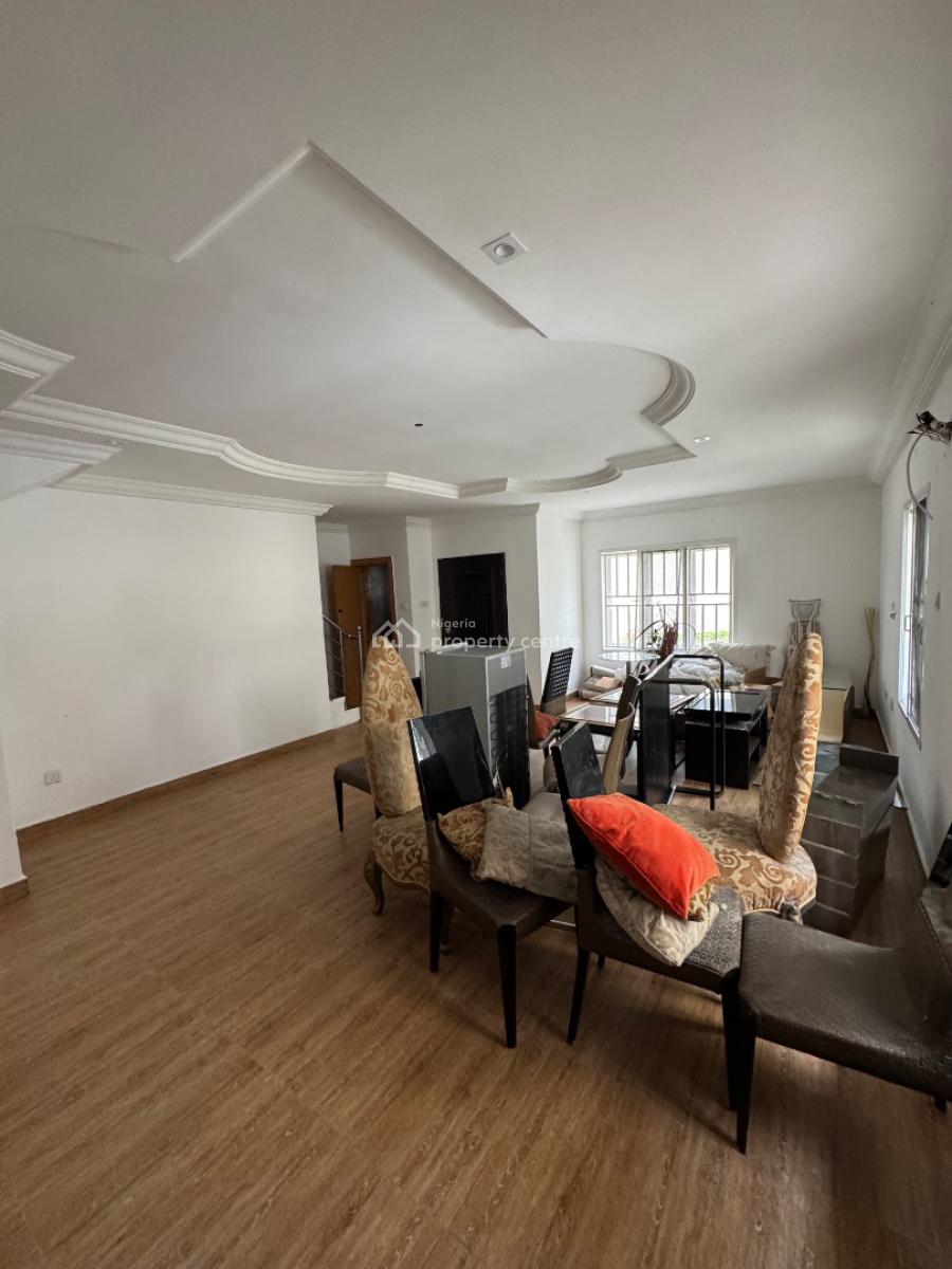 4 𝐁𝐄𝐃𝐑𝐎𝐎𝐌 𝐒𝐄𝐌𝐈 𝐃𝐄𝐓𝐀𝐂𝐇𝐄𝐃 𝐃𝐔𝐏𝐋𝐄𝐗, Ikoyi, Lagos, Ikoyi, Lagos, Semi-detached Duplex for Rent