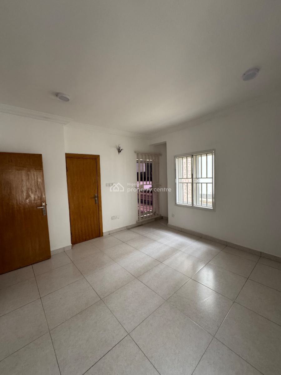 4 𝐁𝐄𝐃𝐑𝐎𝐎𝐌 𝐒𝐄𝐌𝐈 𝐃𝐄𝐓𝐀𝐂𝐇𝐄𝐃 𝐃𝐔𝐏𝐋𝐄𝐗, Ikoyi, Lagos, Ikoyi, Lagos, Semi-detached Duplex for Rent