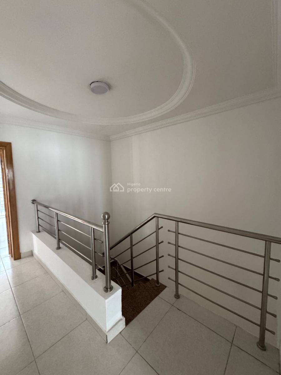 4 𝐁𝐄𝐃𝐑𝐎𝐎𝐌 𝐒𝐄𝐌𝐈 𝐃𝐄𝐓𝐀𝐂𝐇𝐄𝐃 𝐃𝐔𝐏𝐋𝐄𝐗, Ikoyi, Lagos, Ikoyi, Lagos, Semi-detached Duplex for Rent