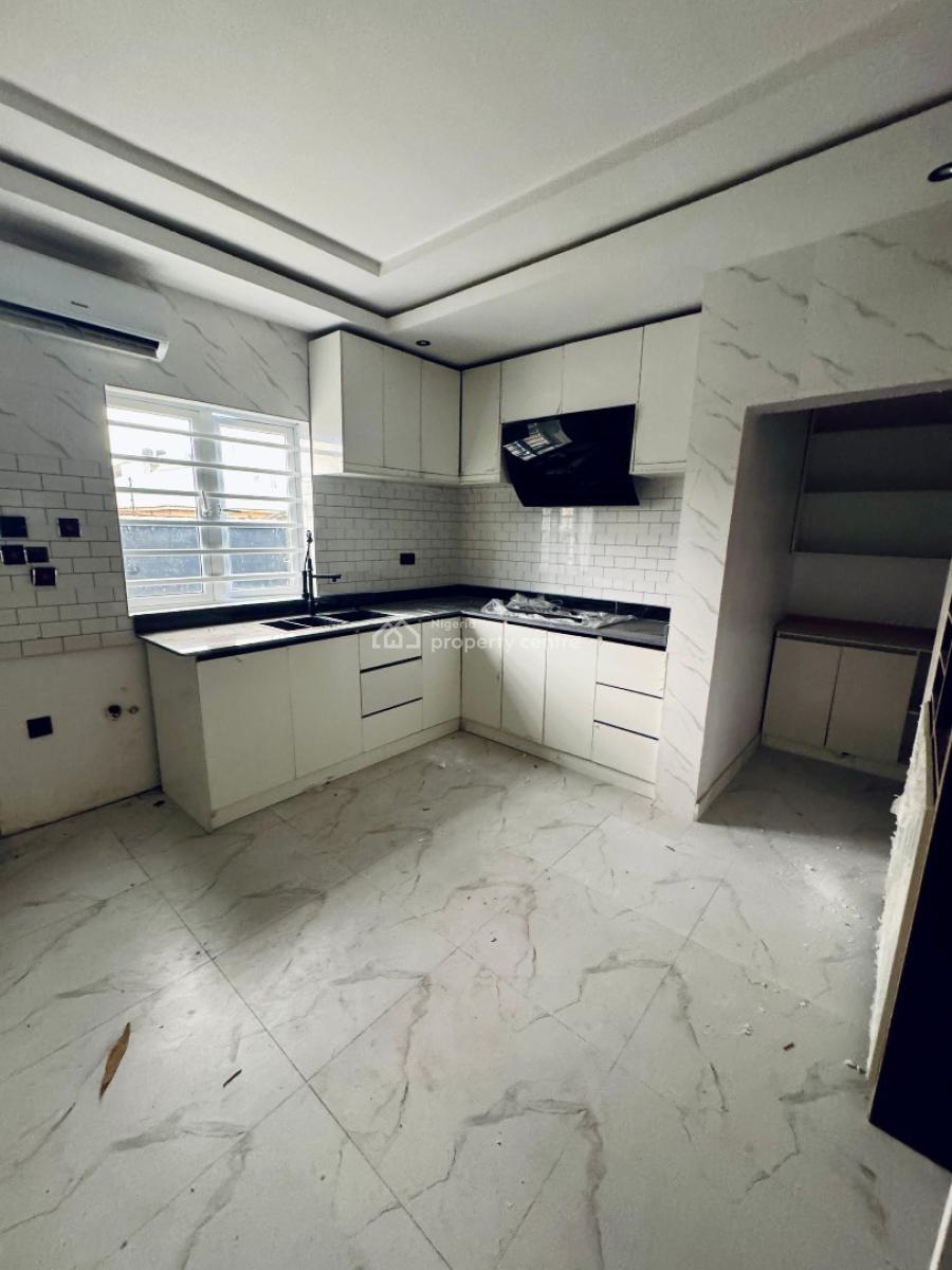 Luxury Serviced 4 Bedroom Fully Detached Duplex, Mobil Road, Ajah, Ilaje, Ajah, Lagos, Detached Duplex for Rent