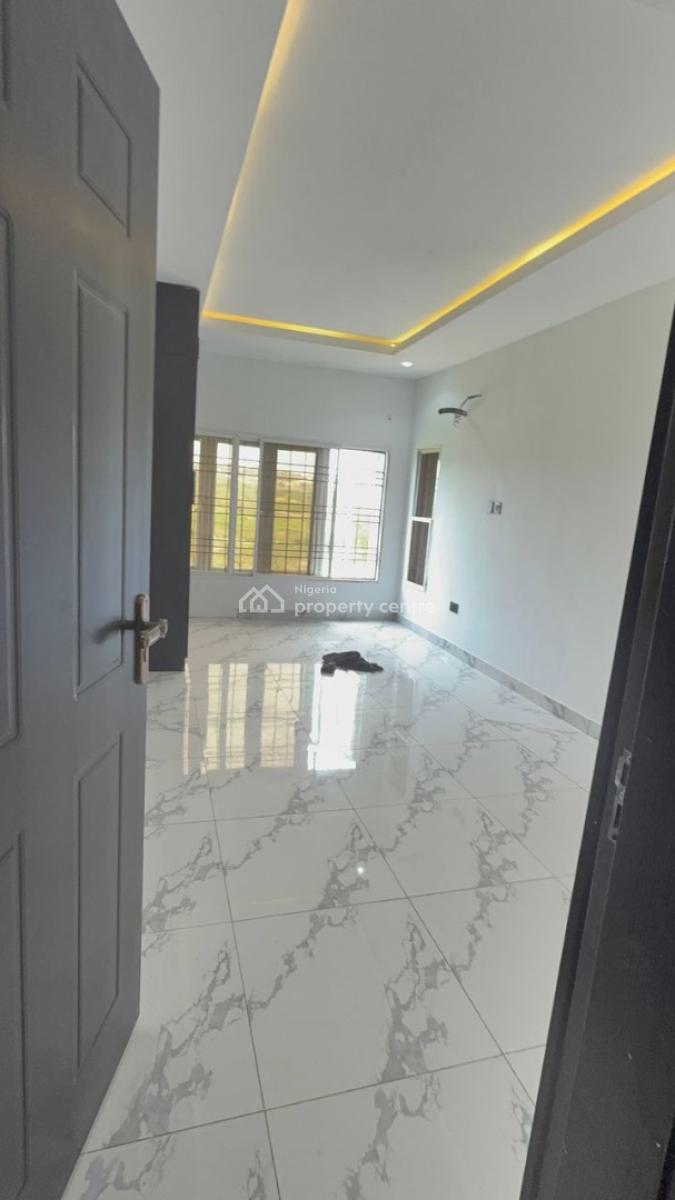 Neatly Built 3 Bedroom Flat  Lifecamp, Lifecamp, Life Camp, Abuja, Flat / Apartment for Rent