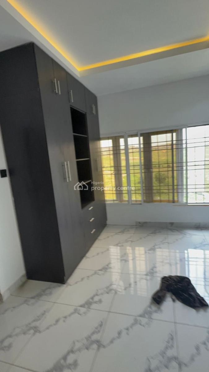 Neatly Built 3 Bedroom Flat  Lifecamp, Lifecamp, Life Camp, Abuja, Flat / Apartment for Rent