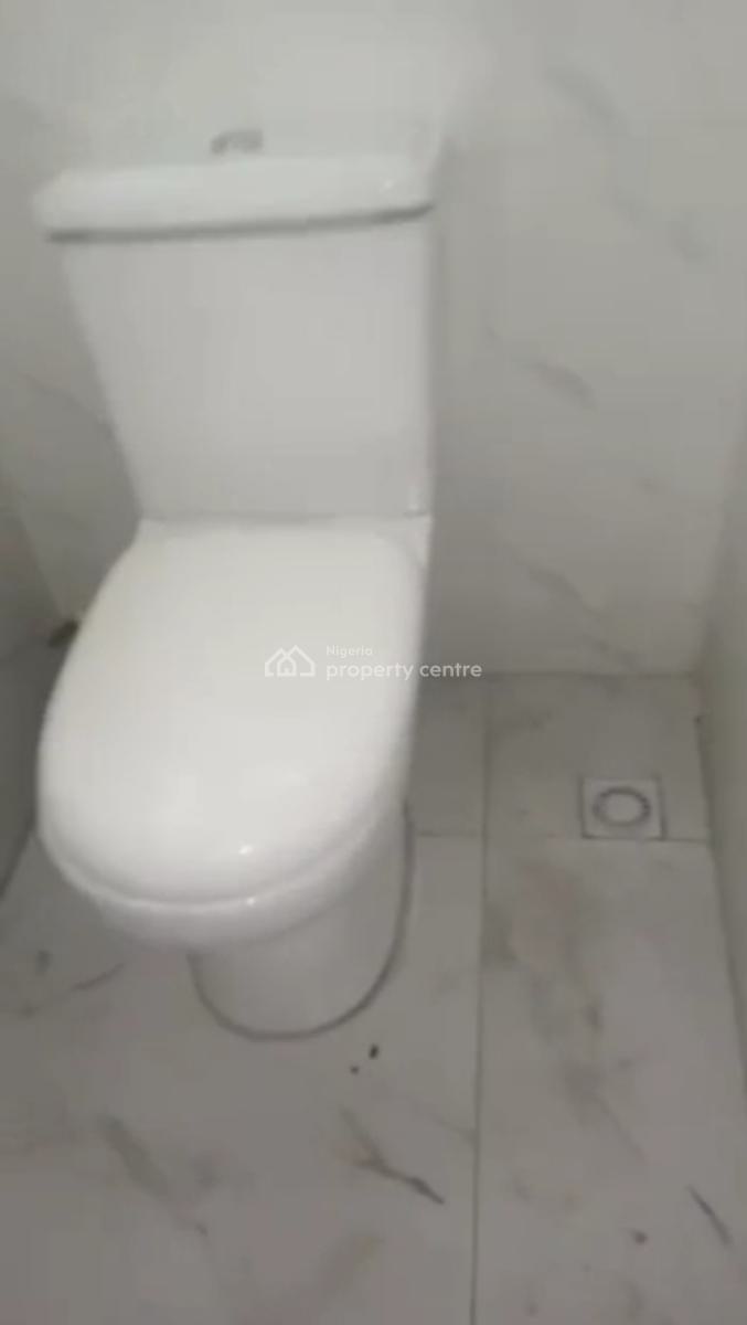 New 6 Units of 3 Bedroom Flats Ensuite and Has Visitors Toilet, Surulere, Lagos, Flat / Apartment for Sale