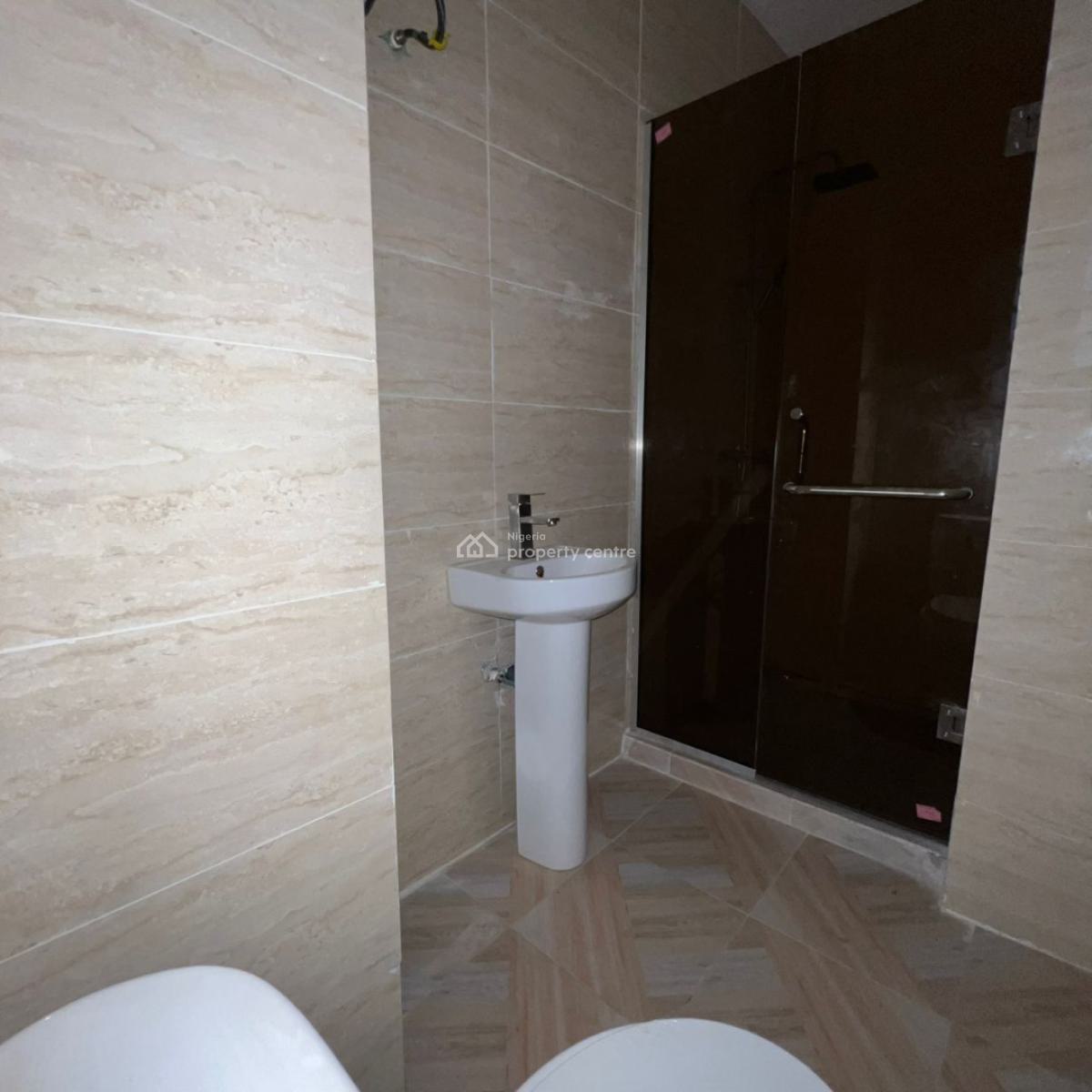 Beautiful 2bedroom Apartment Ajah Lekki Lagos, Ajah, Lagos, Block of Flats for Sale