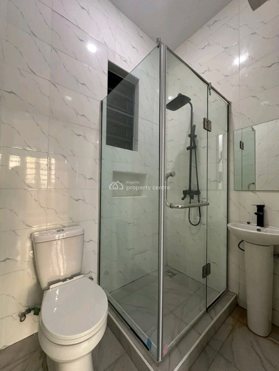 2 Bedrooms Apartment, Ologolo, Lekki, Lagos, Flat / Apartment for Rent