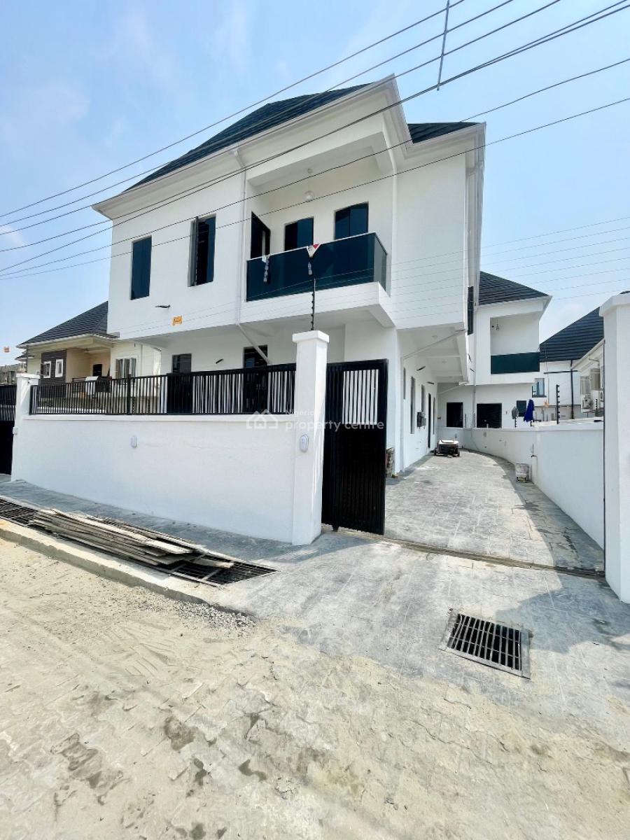 Decently Finished 5 Bed Detached Home with Bq, Happyland Estate, Ajah, Lagos, Detached Duplex for Sale