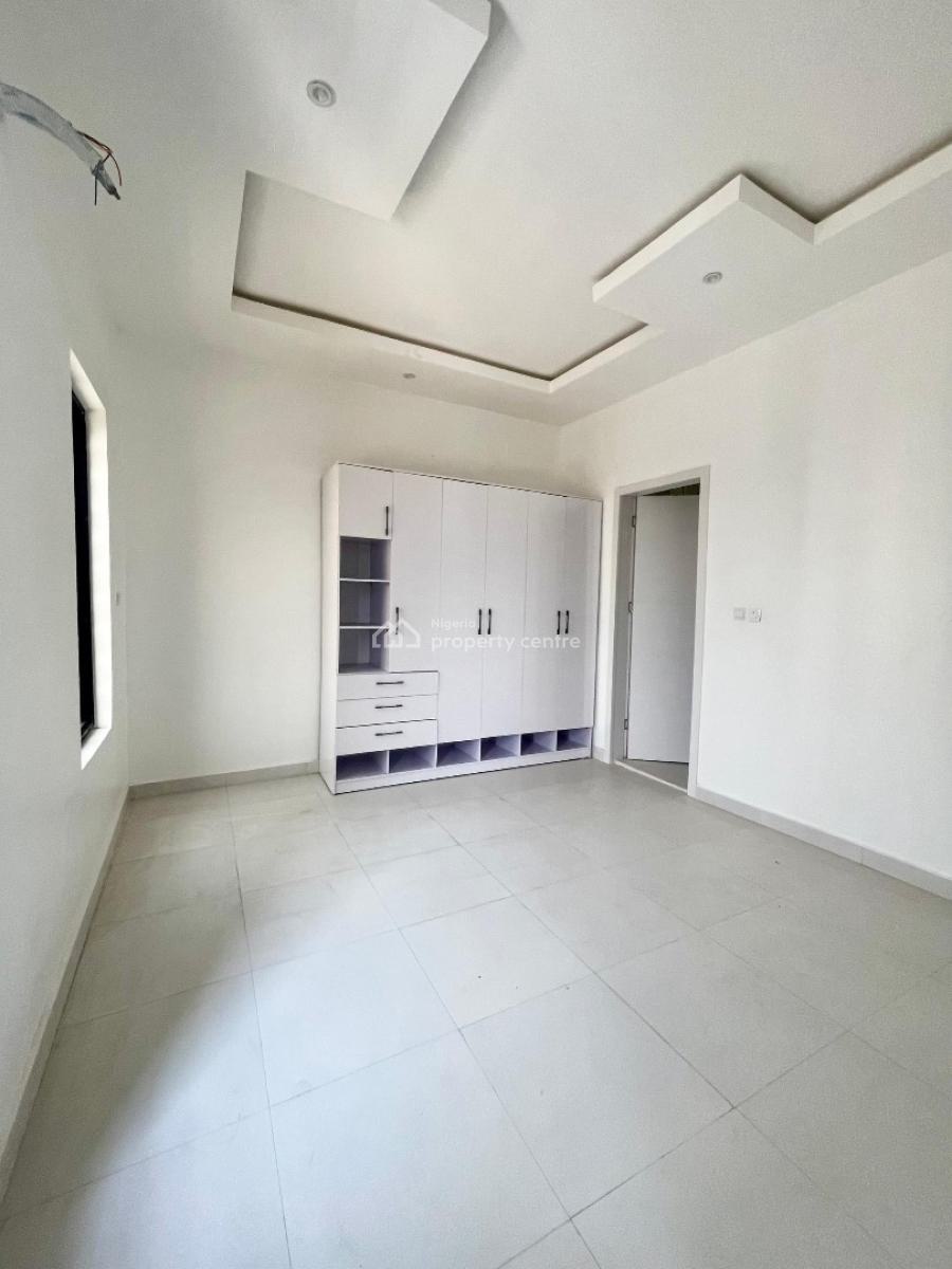 Decently Finished 5 Bed Detached Home with Bq, Happyland Estate, Ajah, Lagos, Detached Duplex for Sale