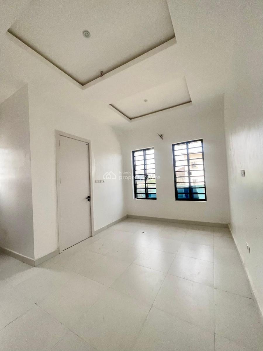 Decently Finished 5 Bed Detached Home with Bq, Happyland Estate, Ajah, Lagos, Detached Duplex for Sale