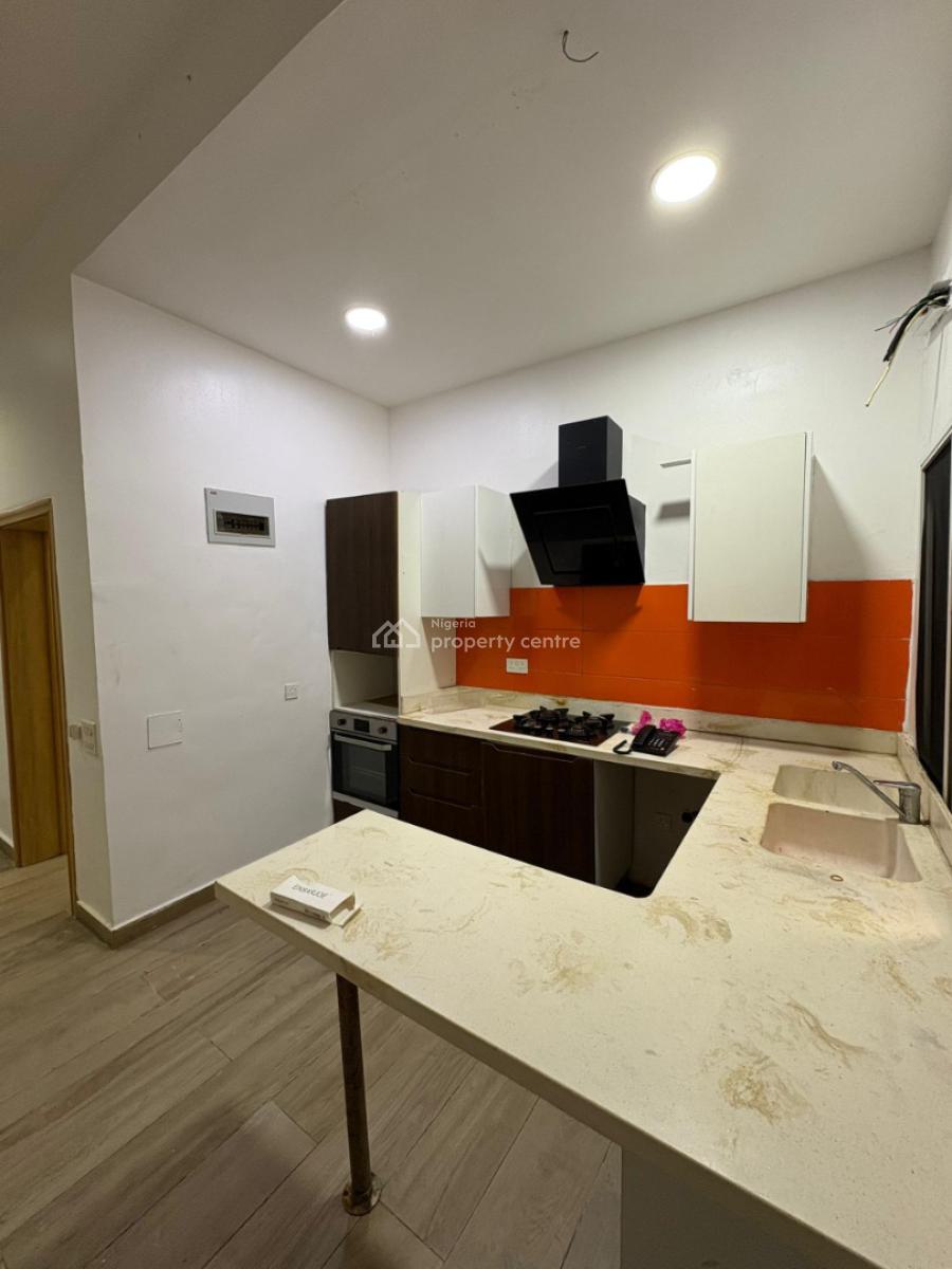 Cozy 1-bedroom Apartment with Balcony & More!, Lekki Phase 1, Lekki, Lagos, Flat / Apartment for Rent