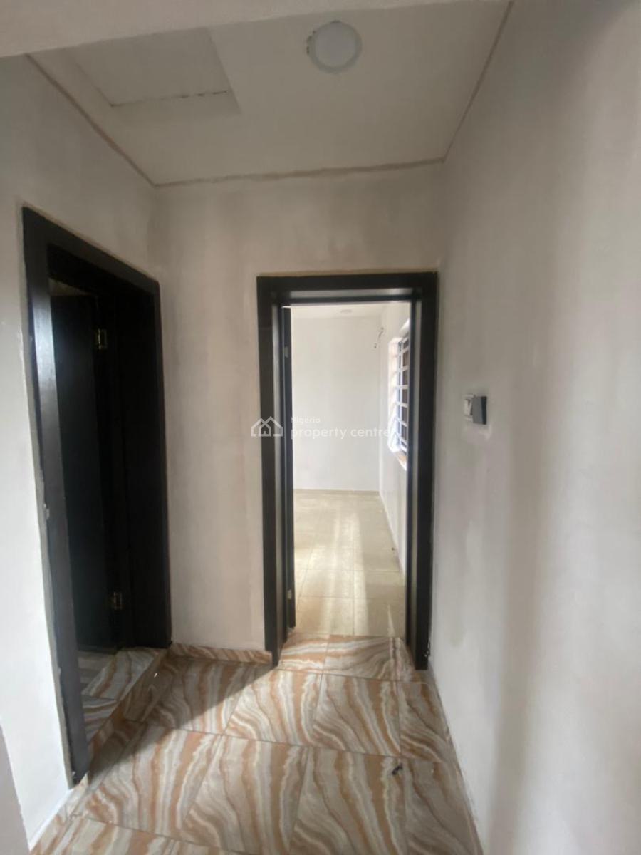 Luxurious Mini Flat (close to The Roundabout, Ajaxbell Axis, Ogombo, Ajah, Lagos, Mini Flat (room and Parlour) for Rent