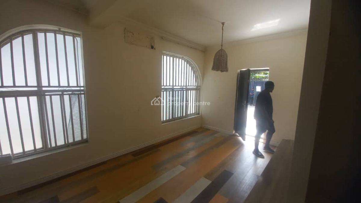 4 Bedroom Semi Detached Duplex, Lekki Phase 1, Lekki, Lagos, Semi-detached Duplex for Rent