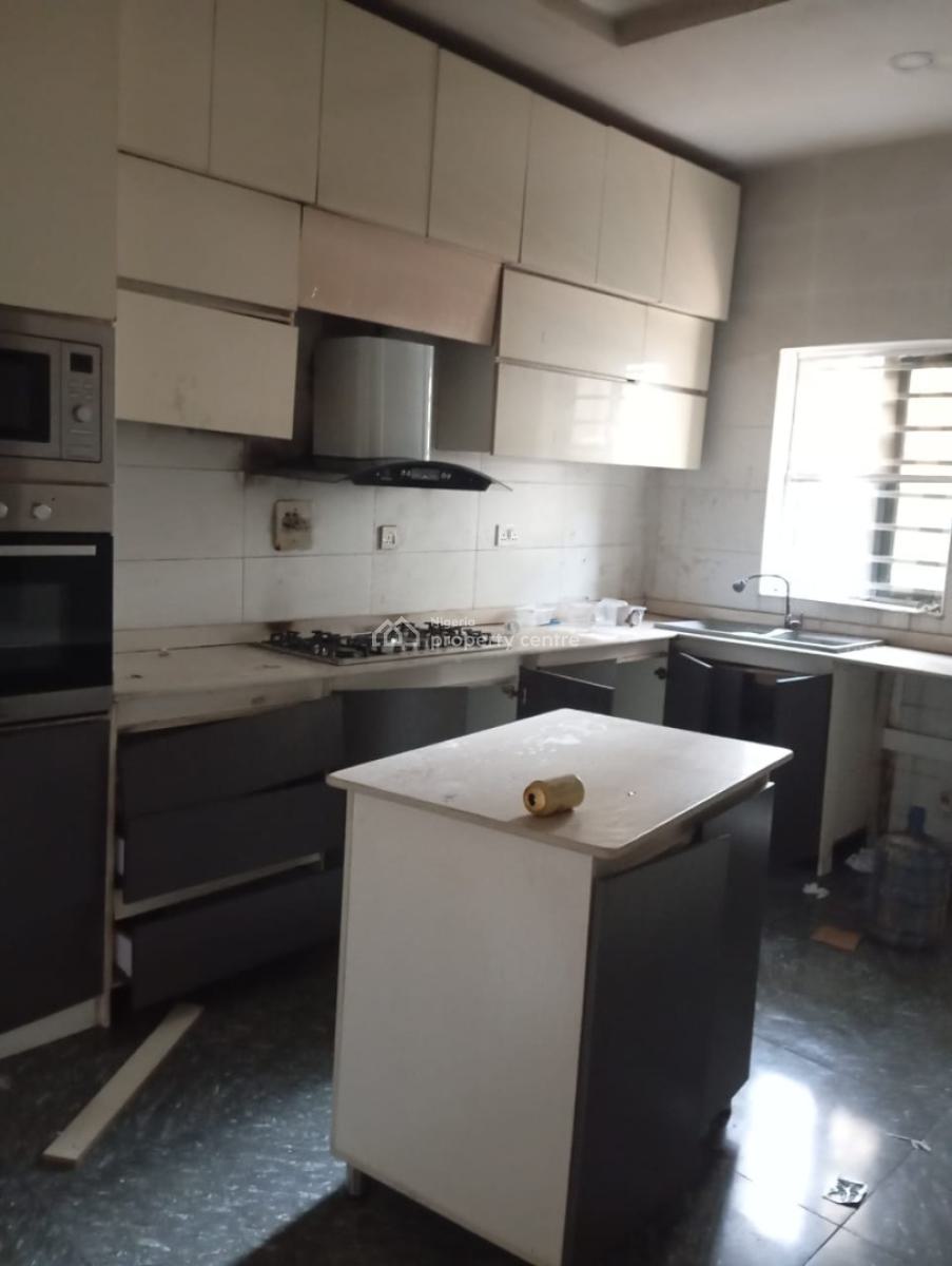 *  *serviced 4 Bedroom Terrace Duplex in Royal Pine Est, Toll Gate Eleganza Orchid, Lekki, Lagos, Terraced Duplex for Rent