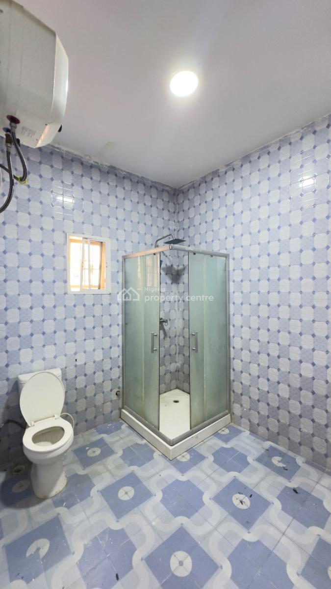 Newly Vacated 3 Bedroom Flat, Jahi, Jahi, Abuja, Flat / Apartment for Rent