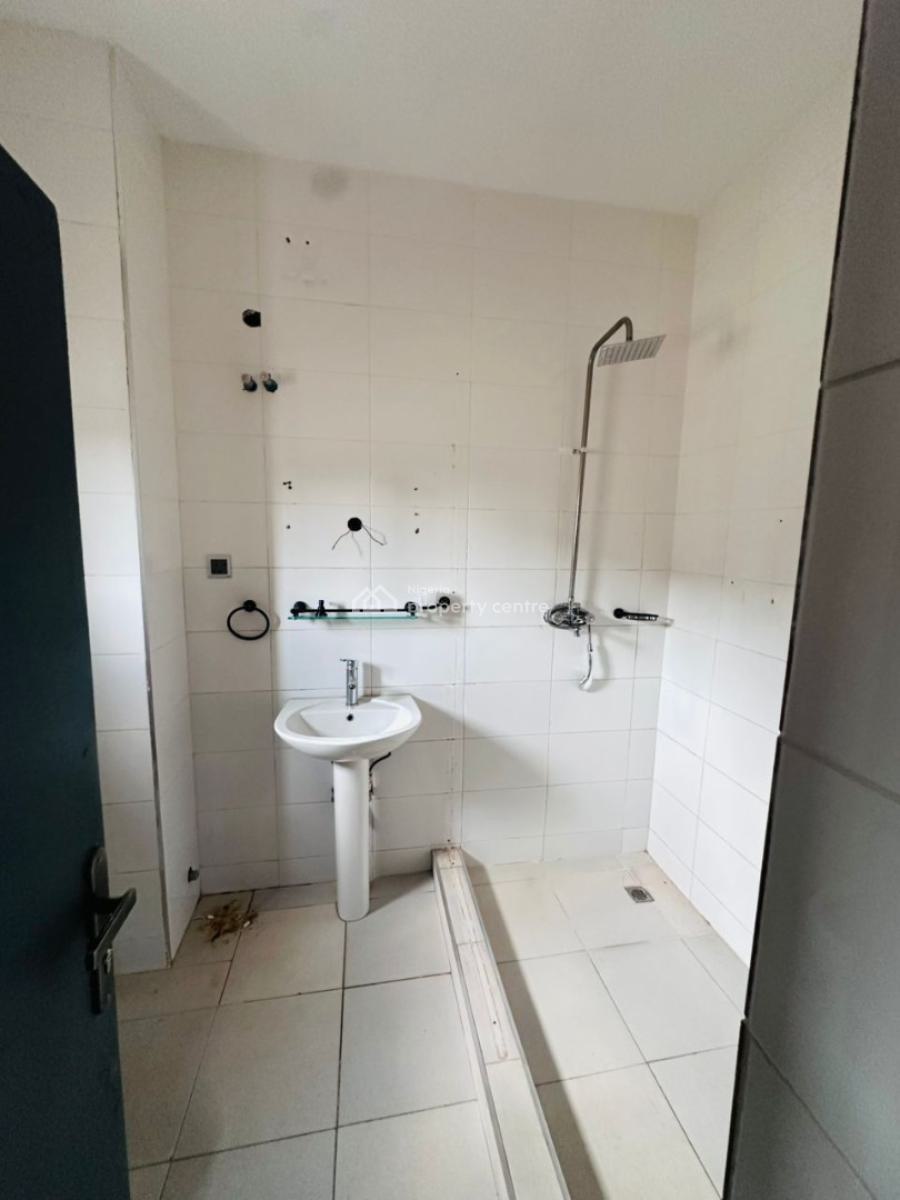 Tastefully Finished 3bedroom Flat, Jahi District Abuja, Jahi, Abuja, Flat / Apartment for Sale