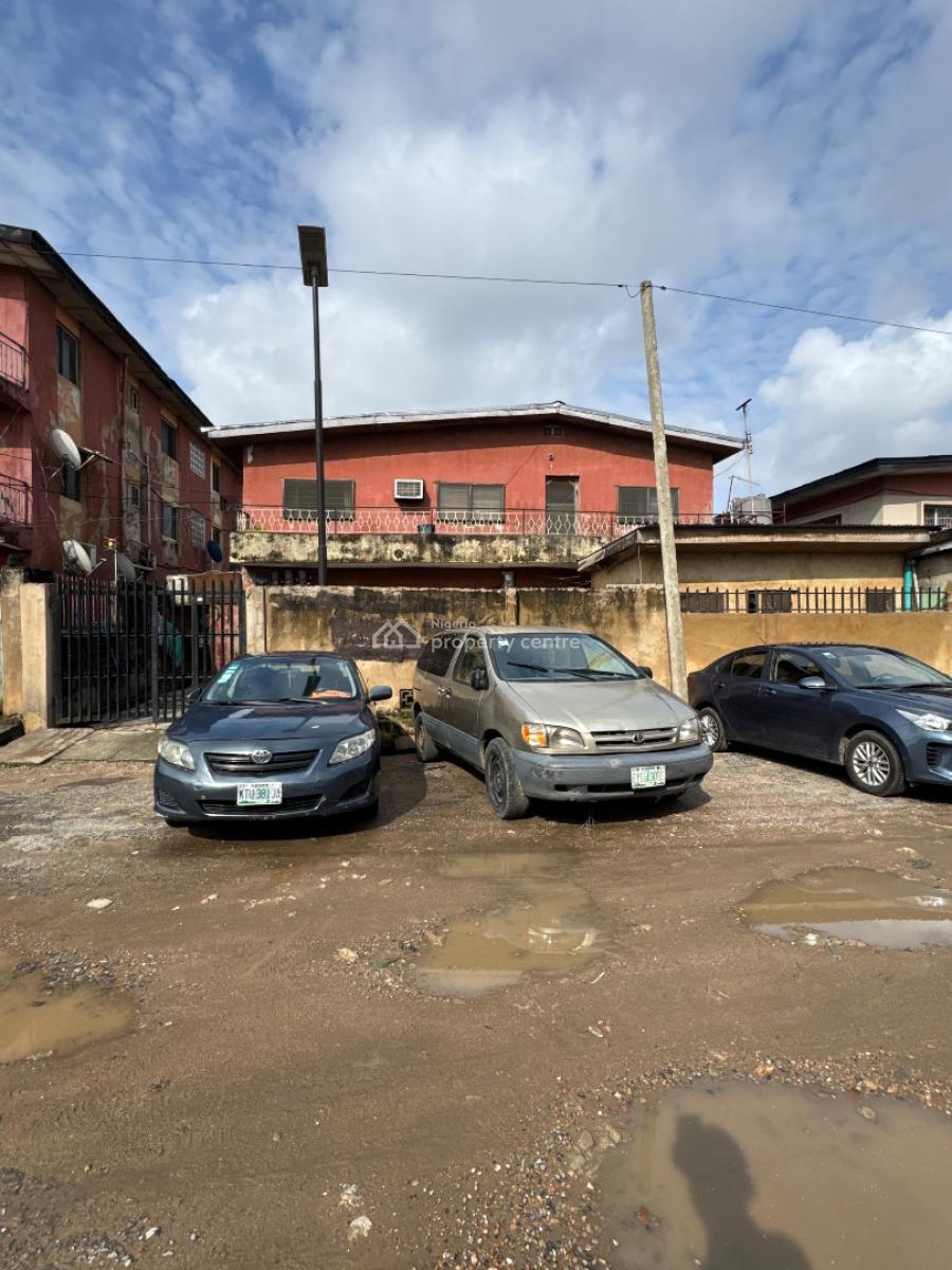 Buy and Renovate Block of Flat Suitable for a Residential Development, Ikate, Itire-ikate, Surulere, Lagos, Residential Land for Sale