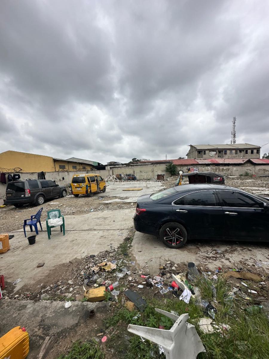 an Empty Land Close to Proximity Landmark Areas Around Yaba, Sabo, Sabo, Yaba, Lagos, Mixed-use Land for Sale