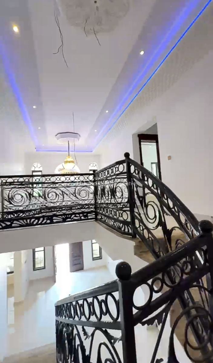 Luxury 6 Bedroom Mansion with 2 Rooms Bq, Guzape District, Abuja, Detached Duplex for Sale