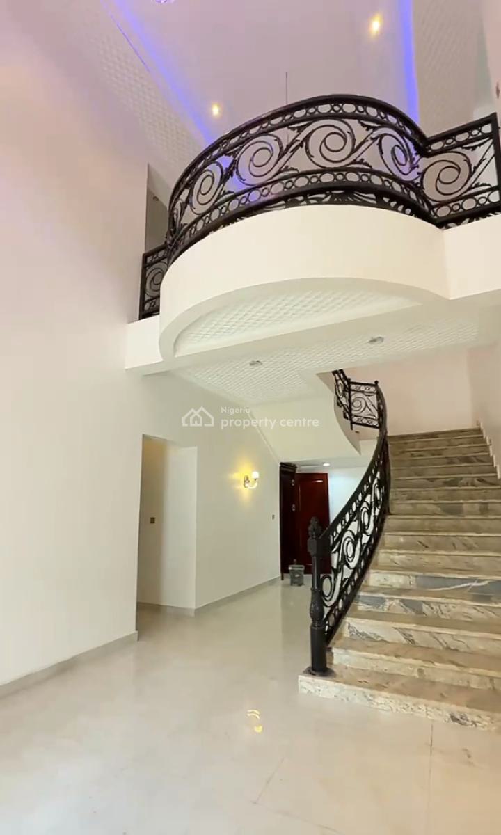 Luxury 6 Bedroom Mansion with 2 Rooms Bq, Guzape District, Abuja, Detached Duplex for Sale