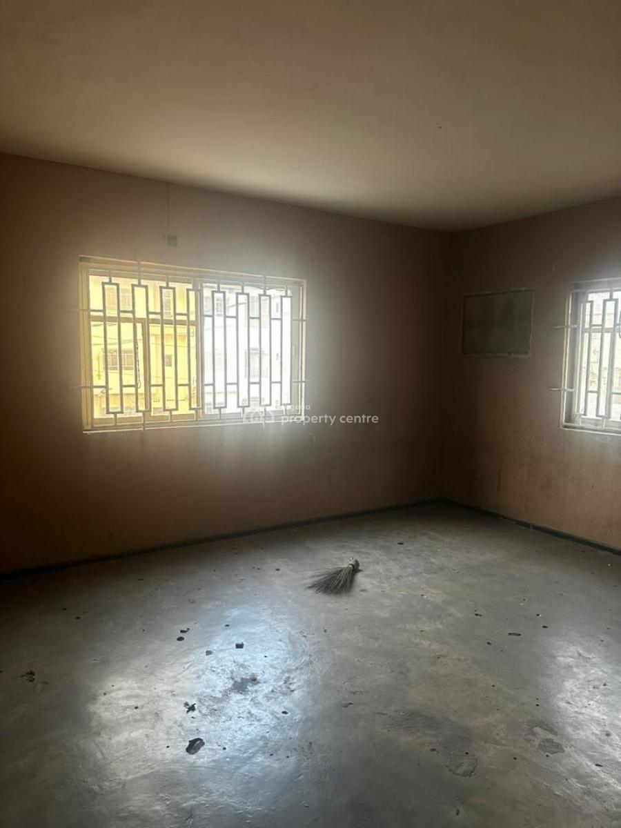 Strong Well Maintained 6 Units of 2 Bedroom Apartment, Ire Akari, Isolo, Lagos, Block of Flats for Sale