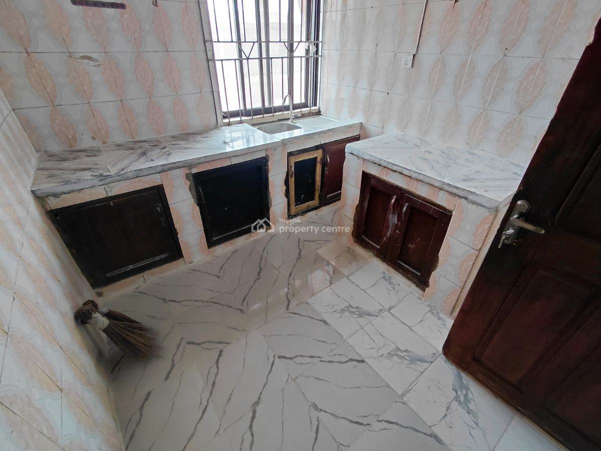 Modern 3bedroom Flat in a Descent Area, Oduntan, Kosofe, Lagos, Flat / Apartment for Rent