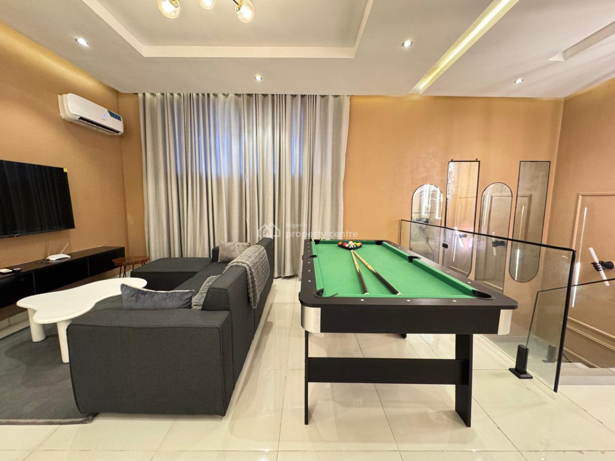 Luxurious Brand New 3 Bedroom Maisonette, The Residence, Parez Drive, Lekki Phase 1, Lekki, Lagos, Flat / Apartment Short Let