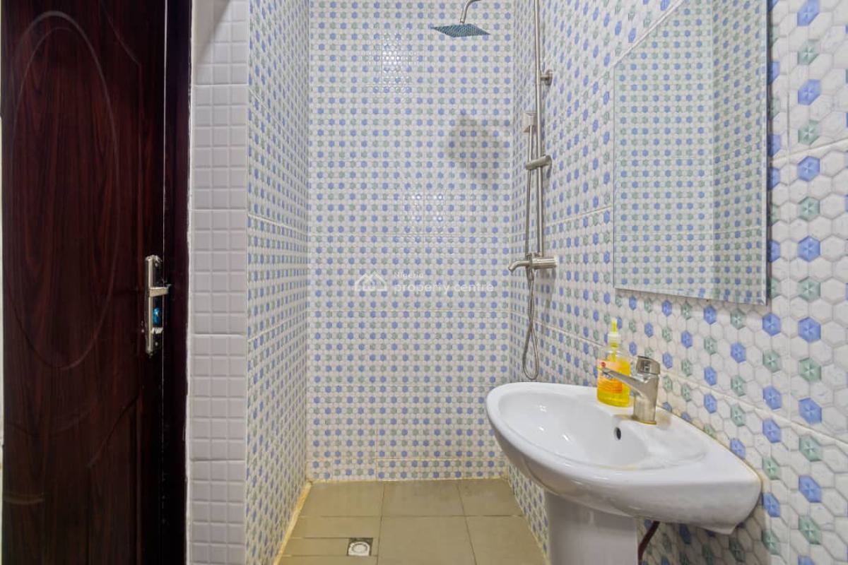 Luxury 1bedroom with Clean Water, Abraham Adesanya, Ajah, Lagos, Flat / Apartment Short Let
