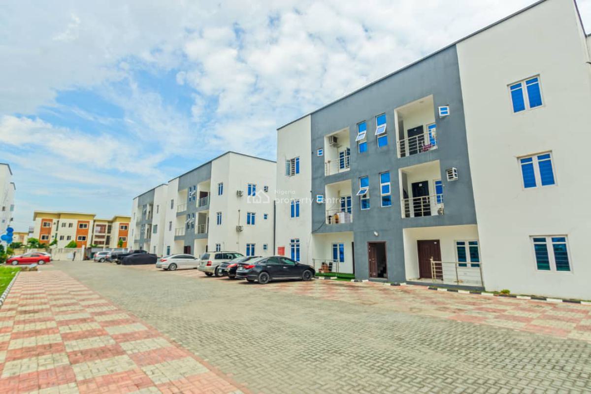 Luxury 1bedroom with Clean Water, Abraham Adesanya, Ajah, Lagos, Flat / Apartment Short Let