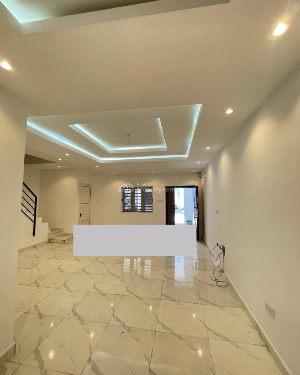 a Luxury Spacious 4 Bedroom Terrace Duplex in a Prime Location, Lekki Phase 1, Lekki, Lagos, Terraced Duplex for Rent