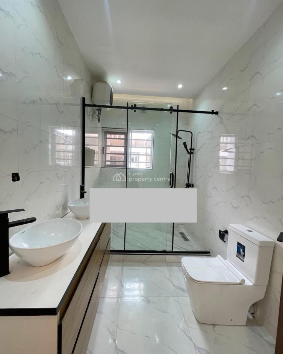 a Luxury Spacious 4 Bedroom Terrace Duplex in a Prime Location, Lekki Phase 1, Lekki, Lagos, Terraced Duplex for Rent
