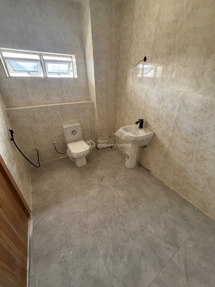 Tastefully Finished Spacious 4 Bedroom Terrace Duplex with a Bq, Jahi Gilmore, Jahi, Abuja, Terraced Duplex for Rent